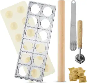 Ravioli-Maker Set, 12-fach Ravioli-Former aus Aluminium mit Teigrad-Schneider und Holz-Nudelholz, Komplettes 5-teiliges Pasta-Werkzeug-Set für Ravioli, Teigtaschen und Kekse