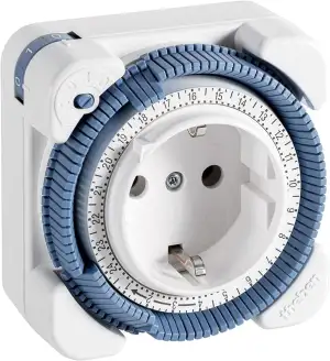 Theben 0260030 Timer 26 - analoge Zeitschaltuhr, Steckdosen Schaltuhr, Zeitprogrammstecker, weiß, bis zu 400 W LED Schaltleistung